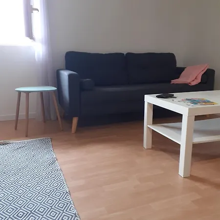 Apartment Simple, Calme Et Fonctionnel