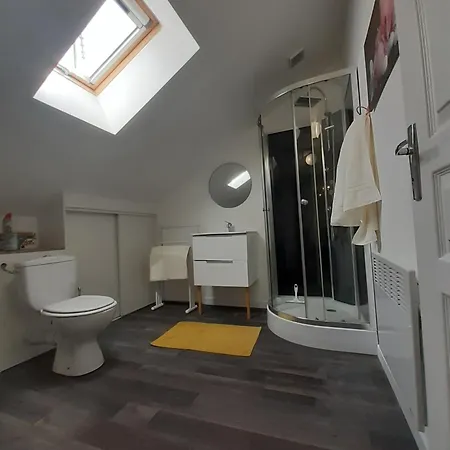 Apartment Simple, Calme Et Fonctionnel Argentonnay